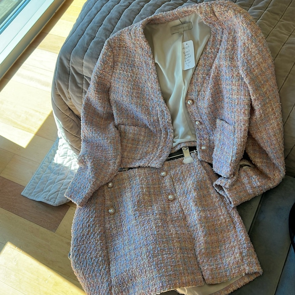 Dance & Marvel 2 Piece Tweed Skort & Crop Jacket Set